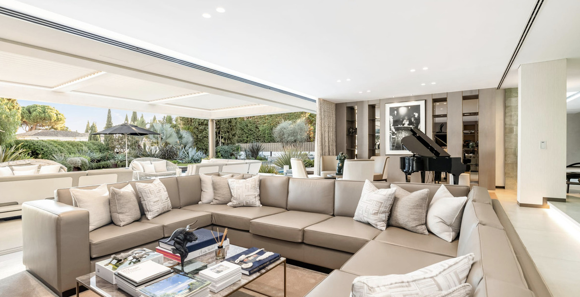 Luxury Villa in Marbella Club 