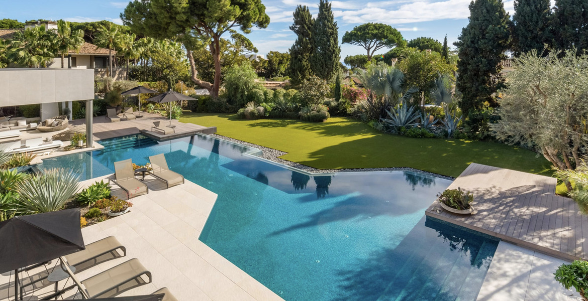 Luxury Villa in Marbella Club 