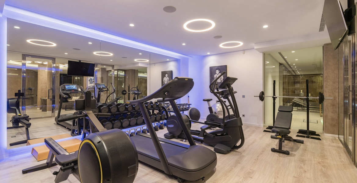 Luxury Villa in Marbella Club 