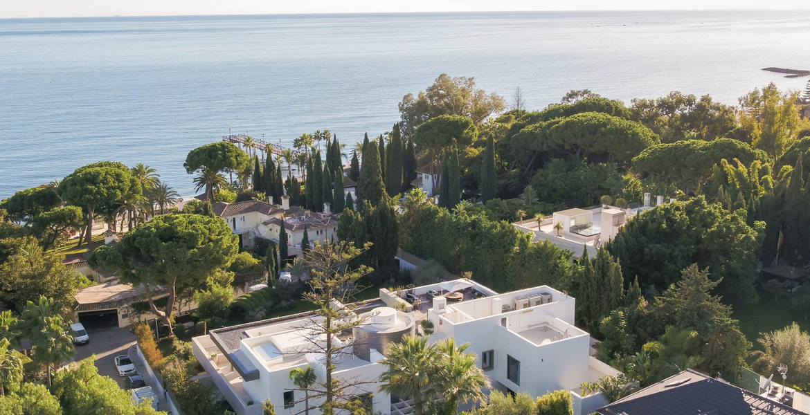 Luxury Villa in Marbella Club 