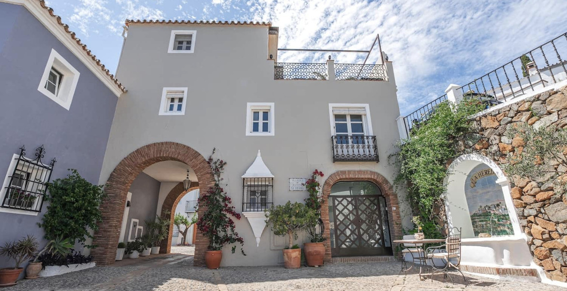 Maison mitoyenne à louer à Banahavis, La Heredia