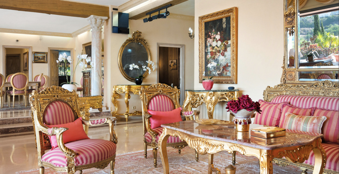 Villa con vistas al mar en alquiler en Estepona 