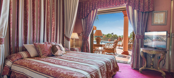 Villa con vistas al mar en alquiler en Estepona 