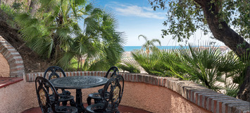 Villa con vistas al mar en alquiler en Estepona 