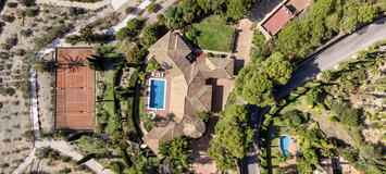 Villa con vistas al mar en alquiler en Estepona 