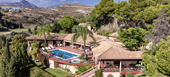 Villa con vistas al mar en alquiler en Estepona 