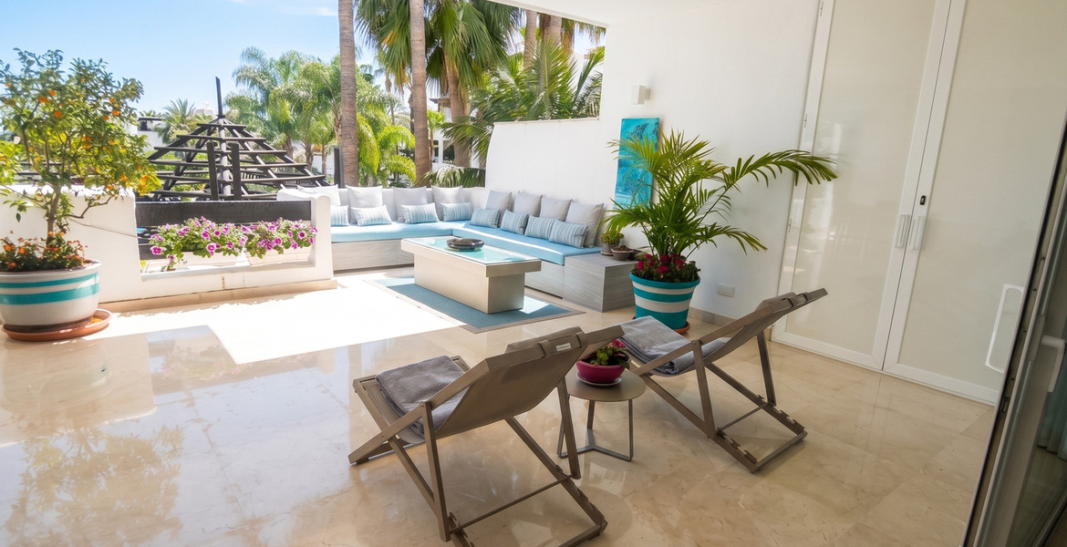 Apartment for rent in Marina Puente Romano Japanese Garden