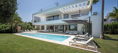 Villa en alquiler en Marbella, Altos Puente Romano