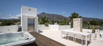 Villa en alquiler en Marbella, Altos Puente Romano