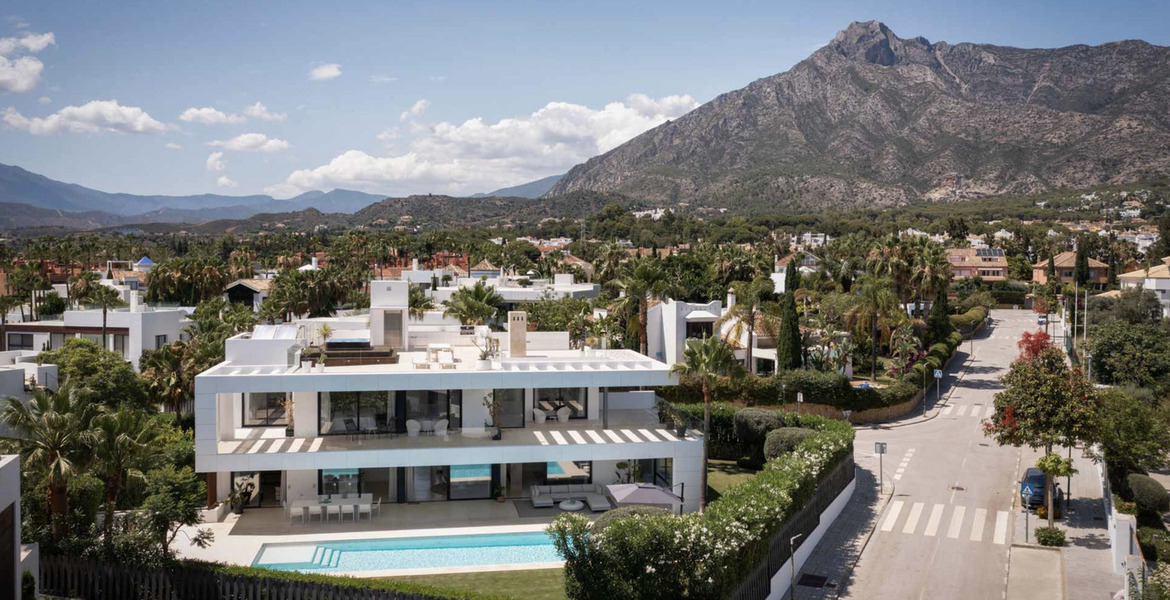 Villa en alquiler en Marbella, Altos Puente Romano