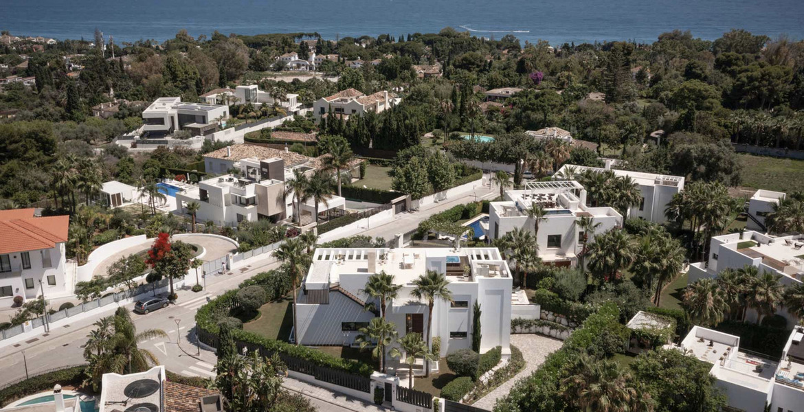 Villa en alquiler en Marbella, Altos Puente Romano
