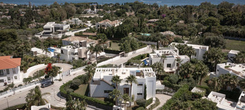 Villa en alquiler en Marbella, Altos Puente Romano