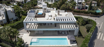 Villa en alquiler en Marbella, Altos Puente Romano