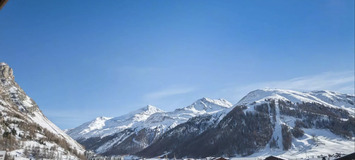 Chalet Rental in Val d'Isere hamlet Petit Alaska