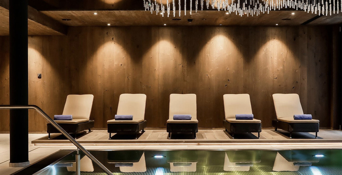Chalet de luxe à St Anton avec 9 chambres et une superficie 