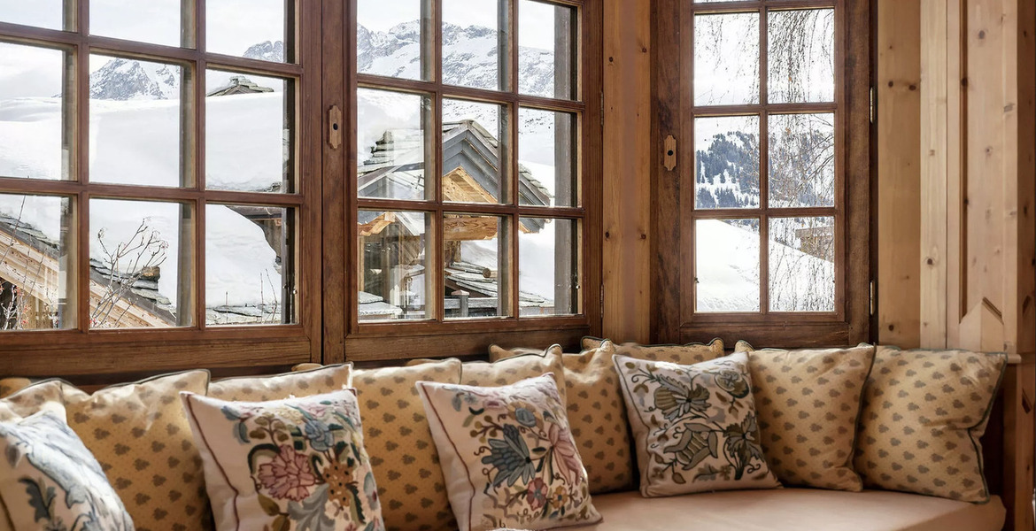 Chalet For Rent in Courchevel 1850 ski-in / ski-out Bellecôt