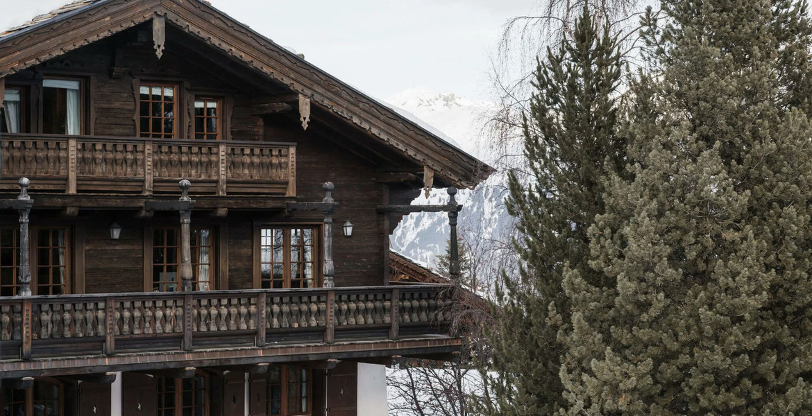 Chalet For Rent in Courchevel 1850 ski-in / ski-out Bellecôt