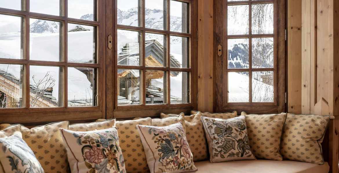 Chalet For Rent in Courchevel 1850 ski-in / ski-out Bellecôt