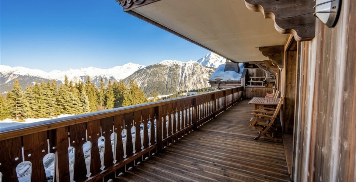 Ski-in Ski-out Apartment in Courchevel 1850