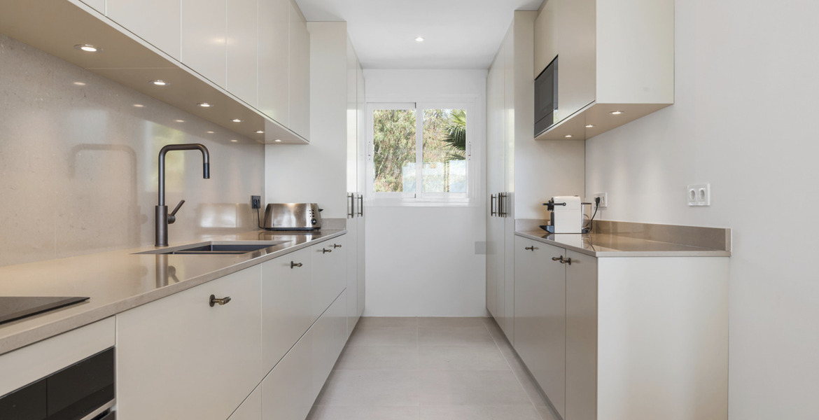 Apartamento en alquiler en Nueva Andalucia Marbella 