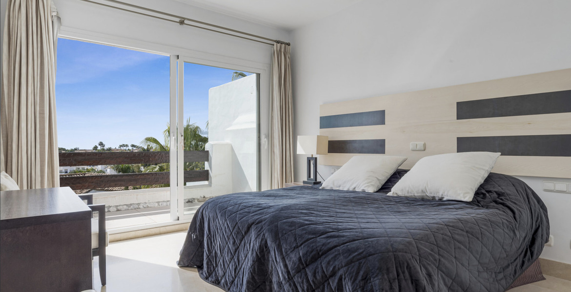 Apartamento en alquiler en Nueva Andalucia Marbella 
