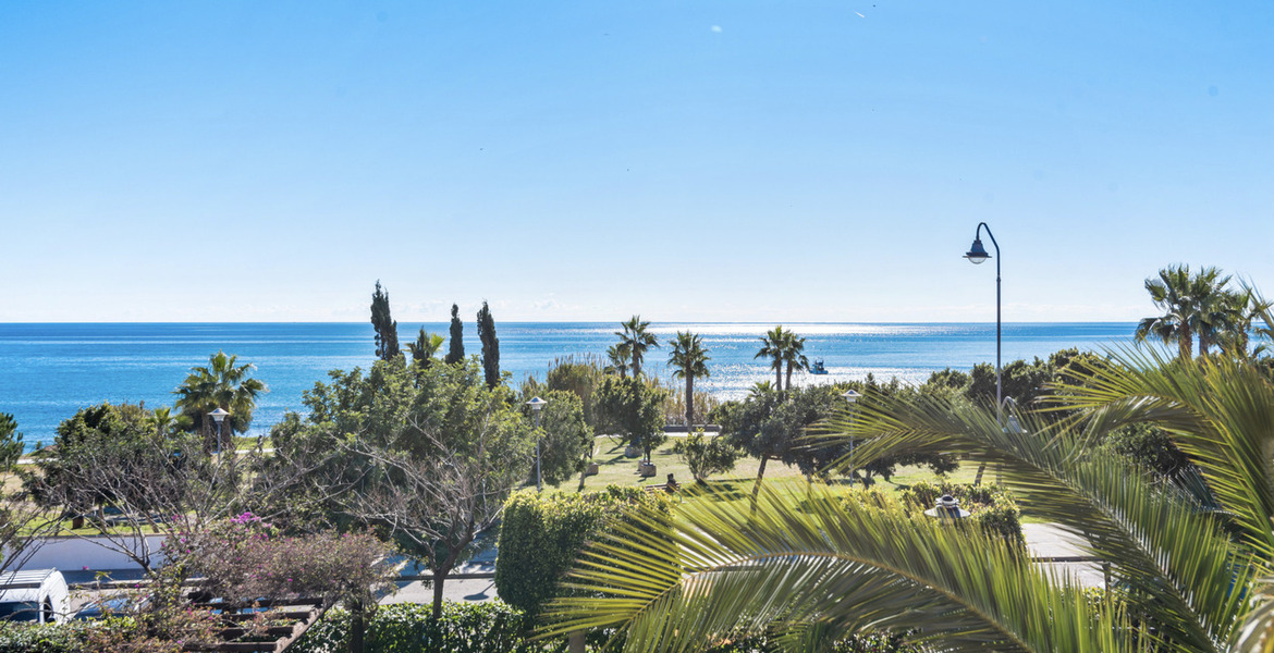 Apartment for rent in Estepona Beach