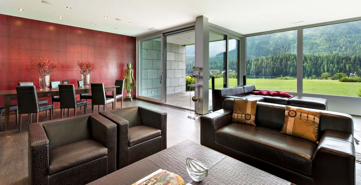 Appartement de style contemporain avec vue sur le lac