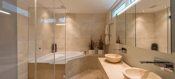 Appartement de style contemporain avec vue sur le lac