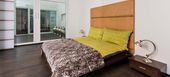 Appartement de style contemporain avec vue sur le lac