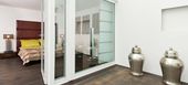 Appartement de style contemporain avec vue sur le lac