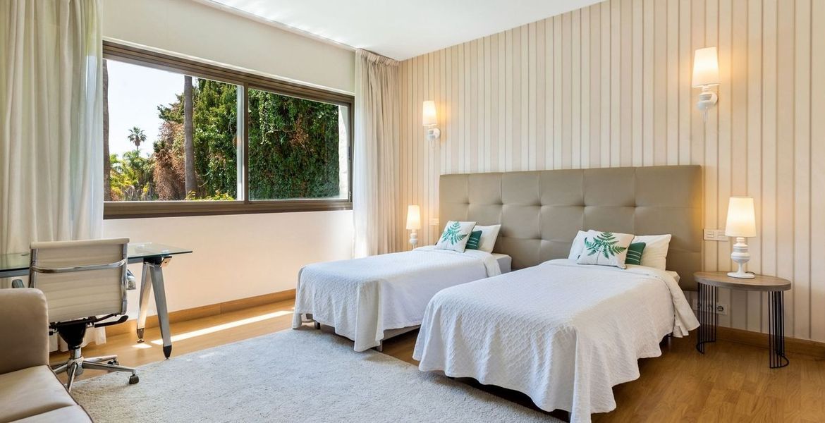Villa for rent in Puerto Banus Marbella