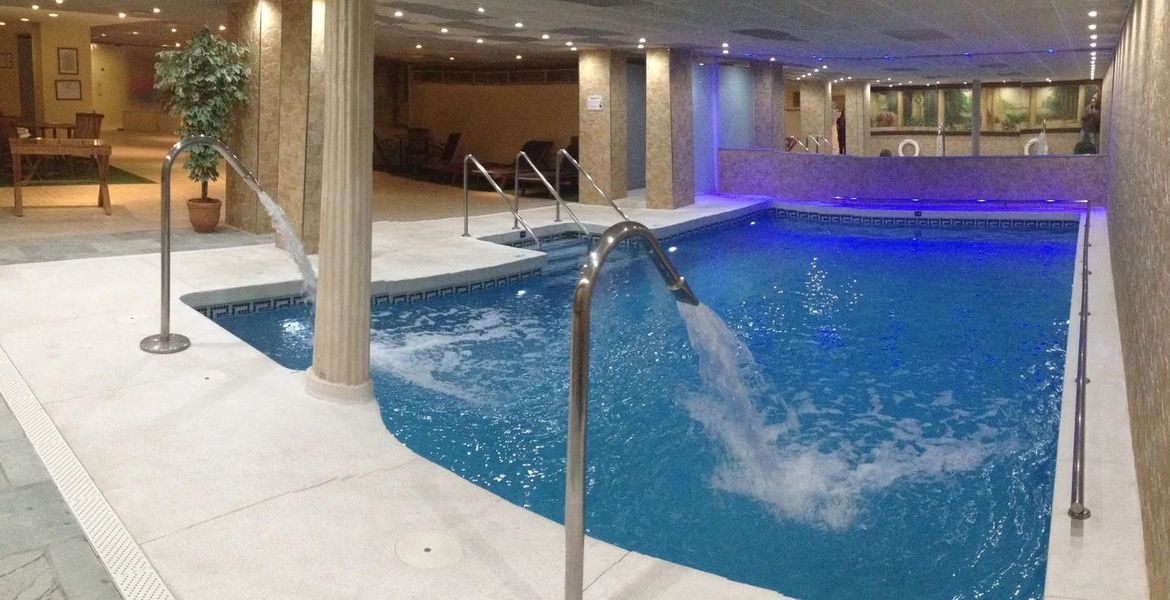 For rent aparmtent in Golden Mile