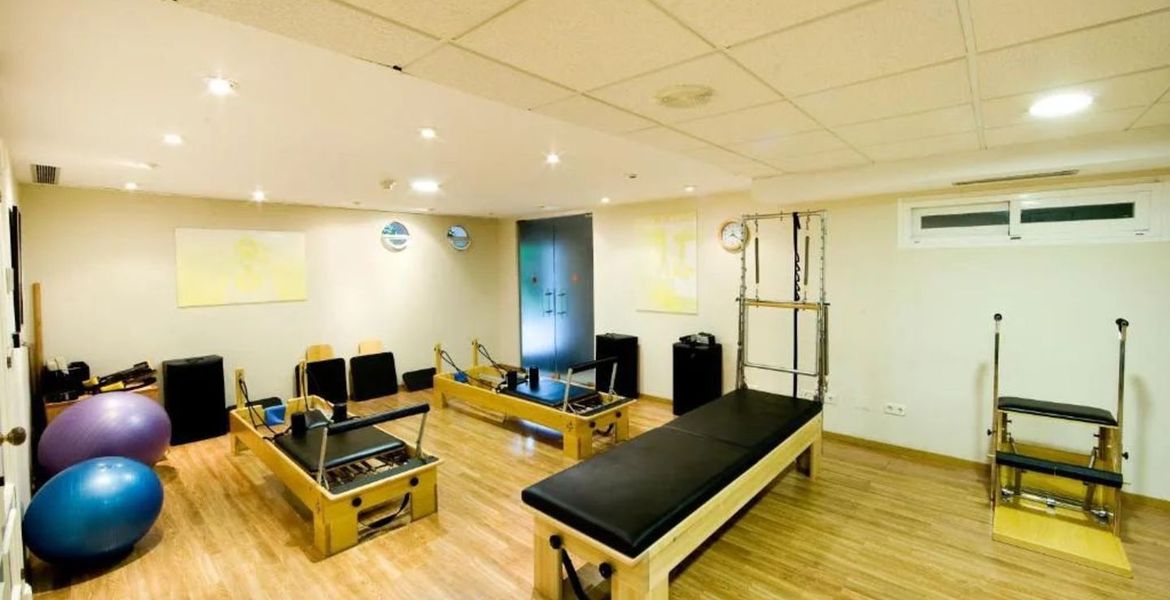 For rent aparmtent in Golden Mile