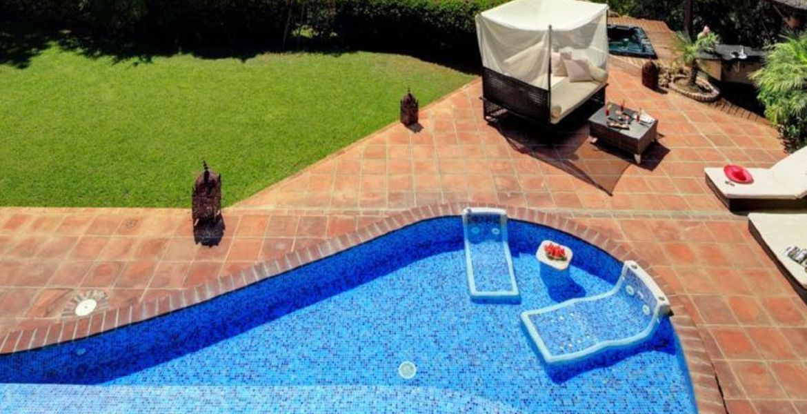 Villa for rent in Marbella