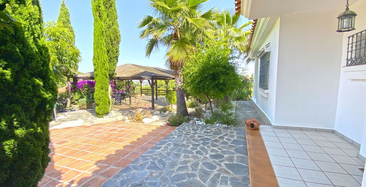 Вилла Сосновый бор Пинос де Алаурин Малага