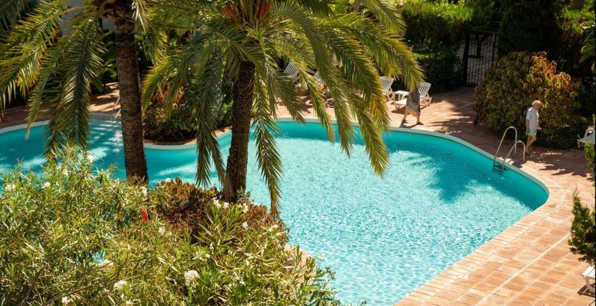 Apartment in Puente Romano