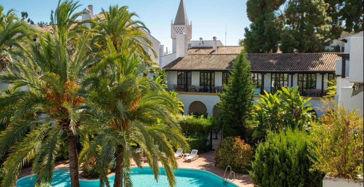 Apartment in Puente Romano