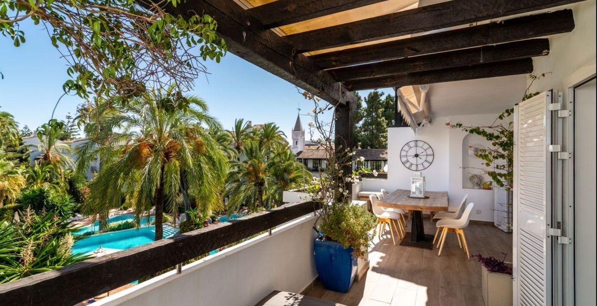 Apartment in Puente Romano