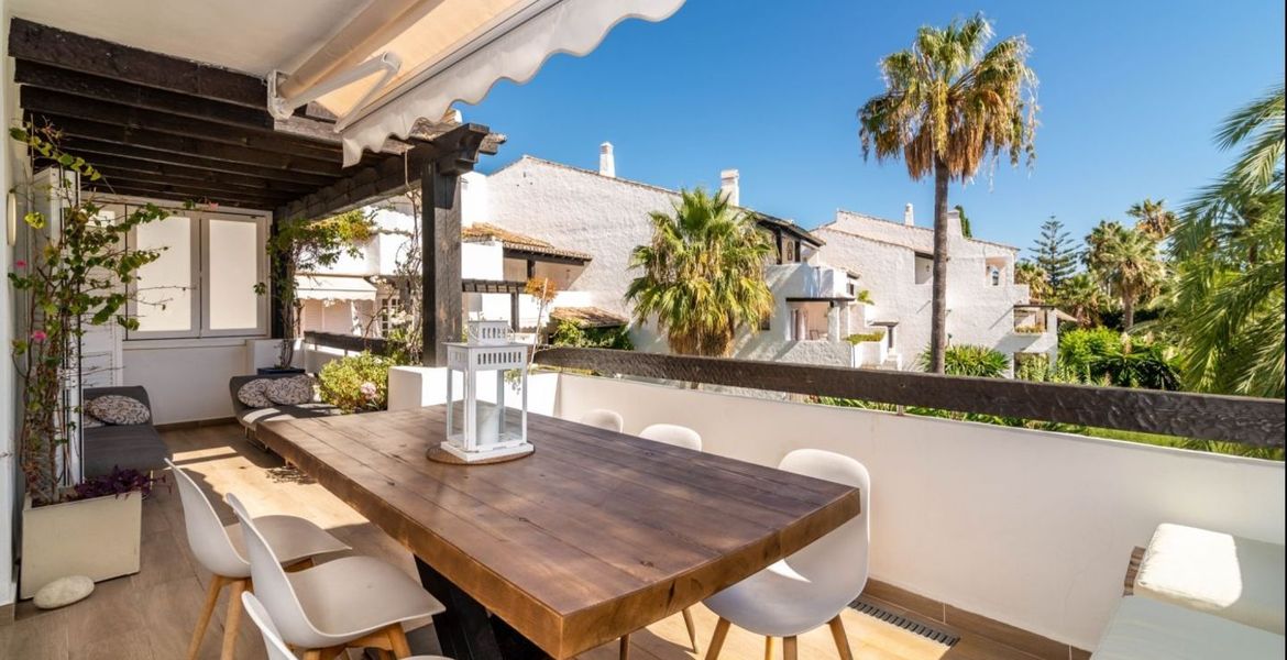 Apartment in Puente Romano