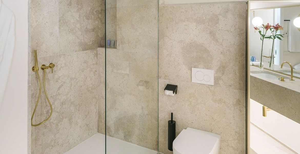 Private Suite 2 Bedroom in Puente Romano Marbella