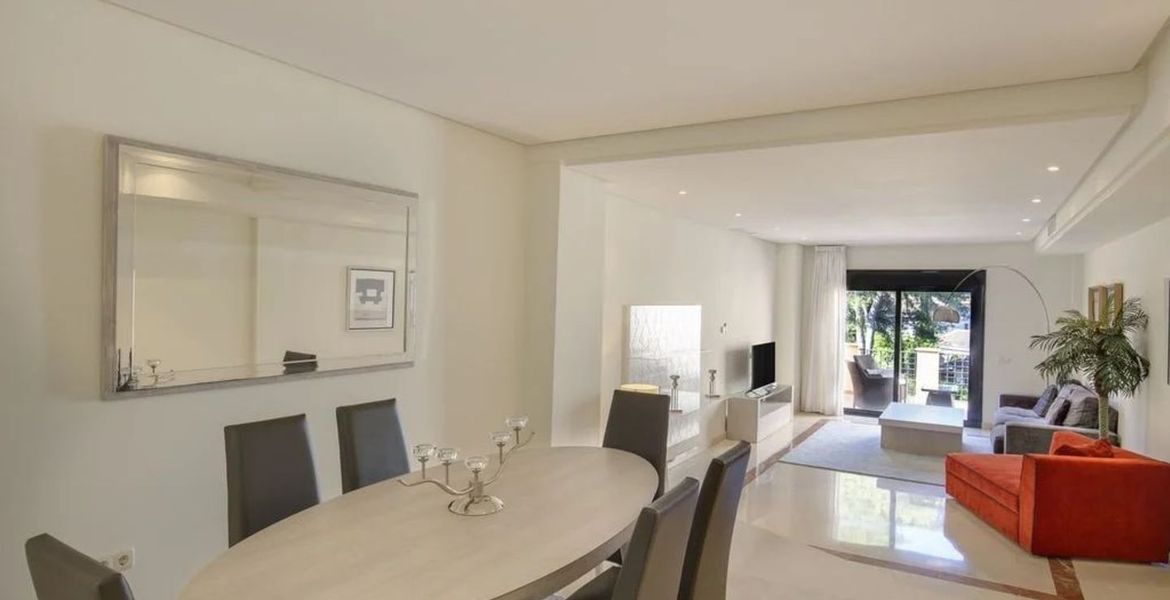 Villa en primera línea de playa en alquiler