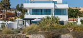 Villa en primera línea de playa en alquiler