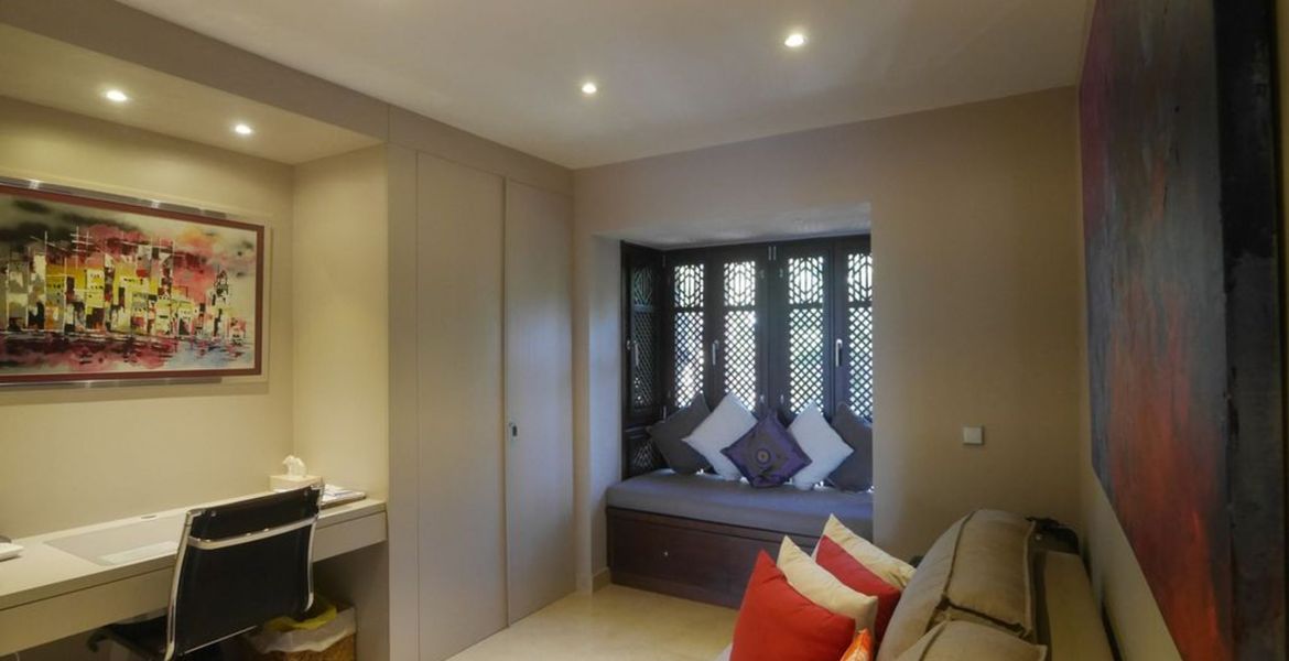 Appartement à louer à Marina Puente Romano Japanese Garden