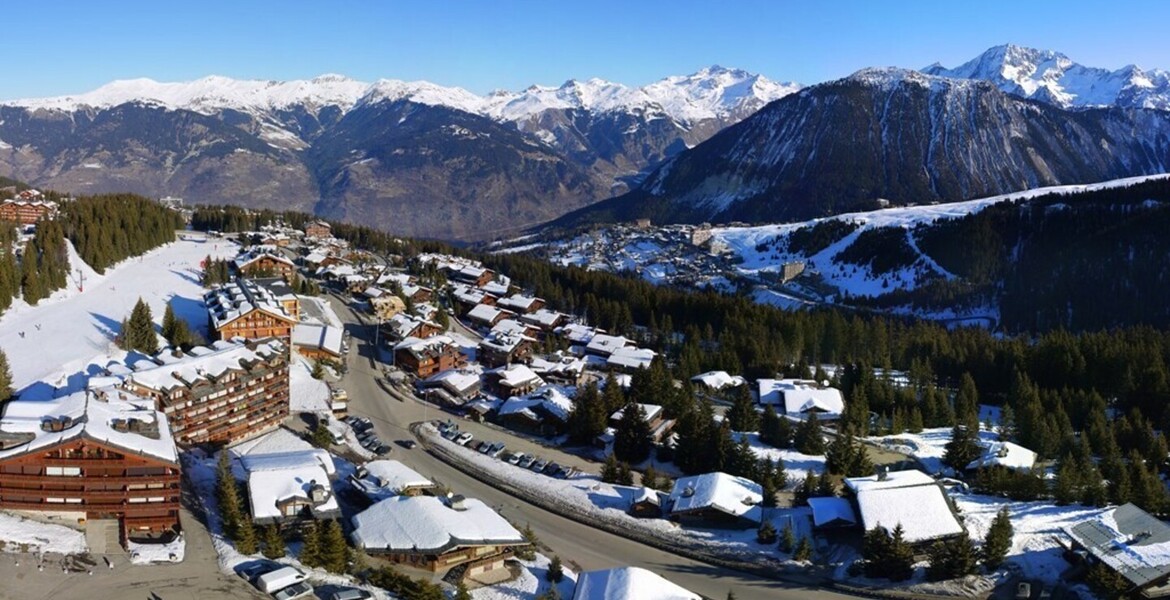 Un ambiente de chalet en este apartamento en alquiler