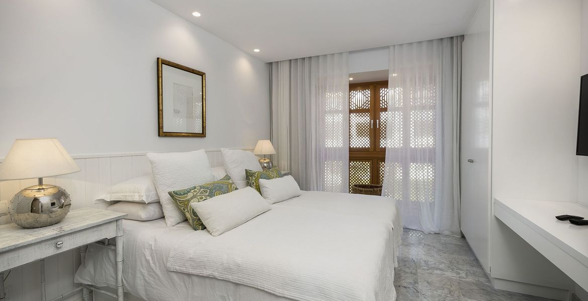 Atico en alquiler en Marina Puente Romano Marbella 
