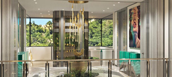 Эксклюзивная роскошная вилла с панорамным видом в Ла Загалет