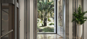 Эксклюзивная роскошная вилла с панорамным видом в Ла Загалет