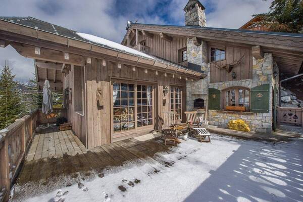 Chalet à louer à Meribel de 300 m² et 7 chambres à coucher
