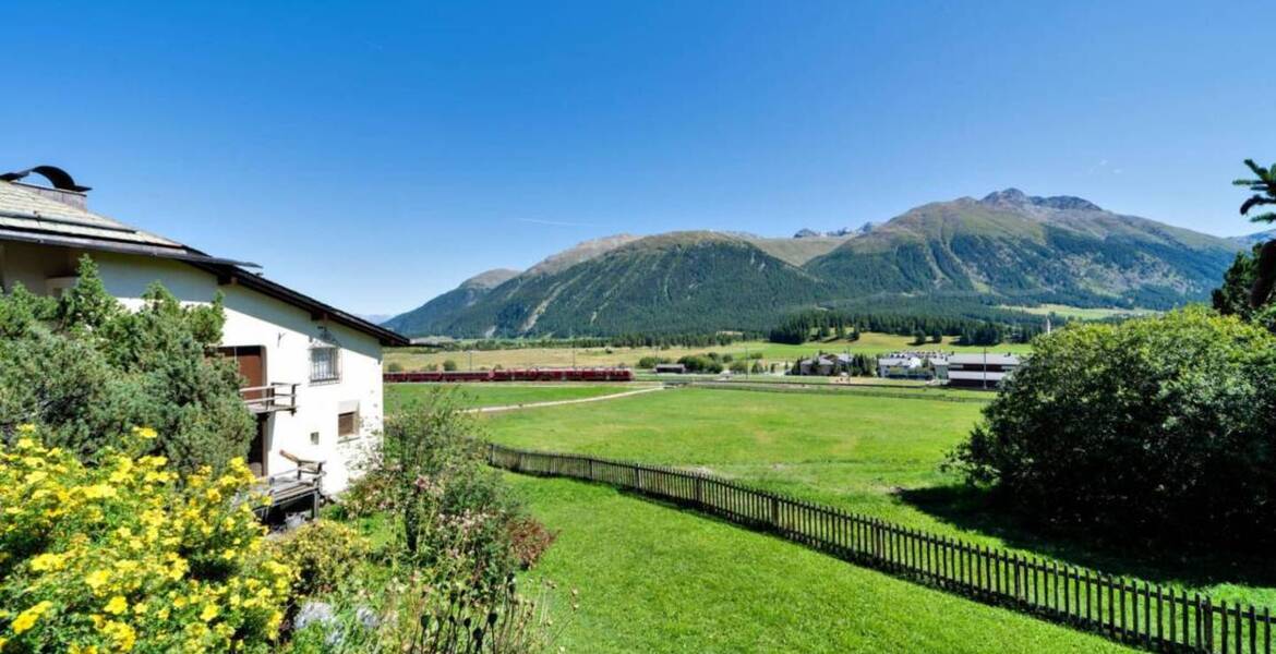 Se alquila chalet en Celerina con 120 m2 y 4 habitaciones