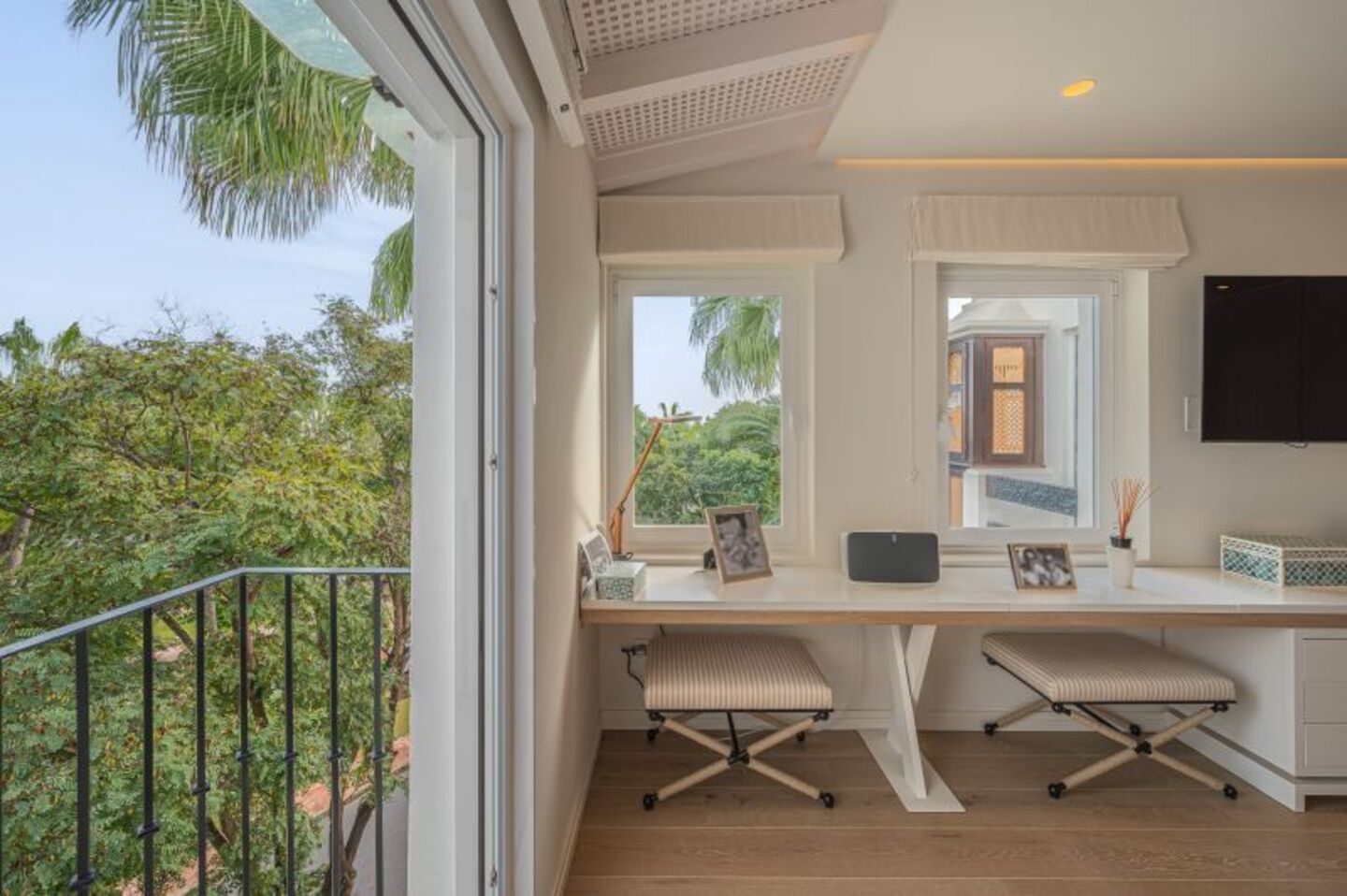 Penthouse duplex for rental in Marina Puente Romano